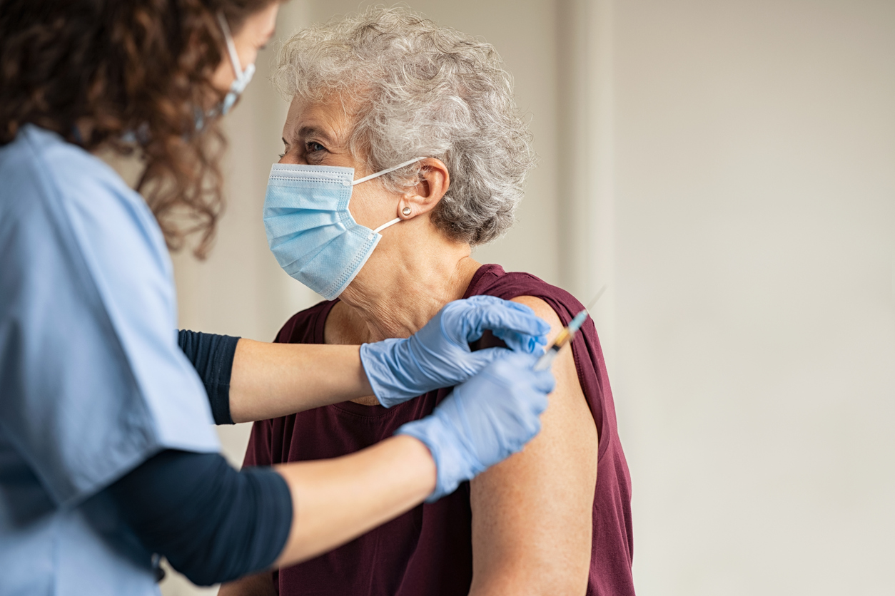 Déploiement des vaccins contre le COVID-19 (partie 2): Répartition équitable des vaccins et du matériel nécessaire