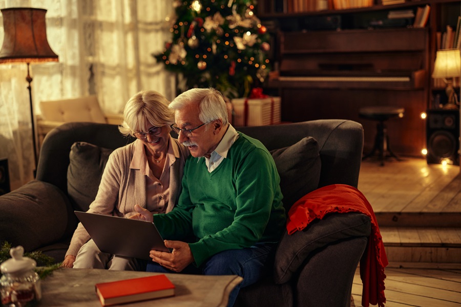 S'appuyer sur la technologie pour rester connecté pendant les fêtes de fin d'année