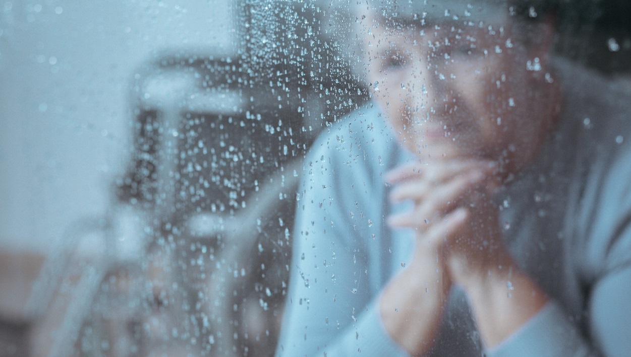 S’attaquer à une bête silencieuse : les stratégies de réduction de la solitude et de l’isolement social