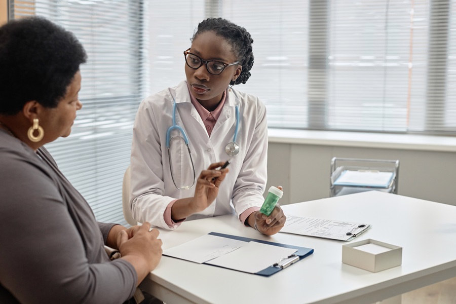 Une source  d’inquiétude ? Les médicaments et les chutes chez les personnes atteintes de troubles cognitifs